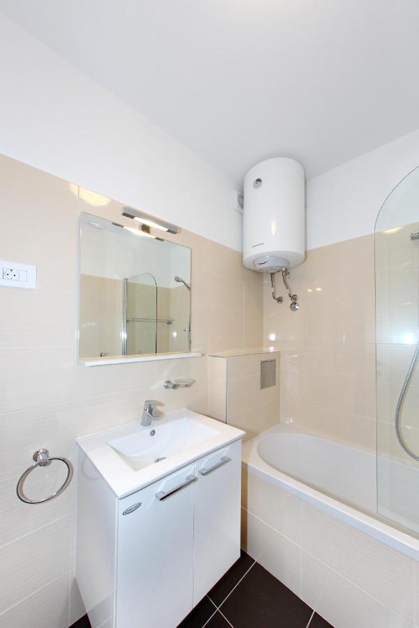 Bay Bridge Center Apartment 1 Zadar Room photo